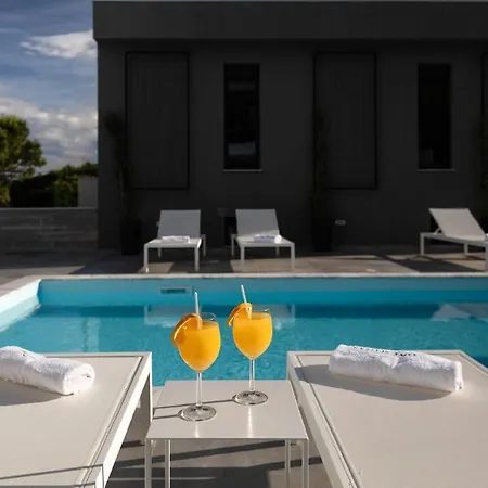 Cove Lejlighedshotel Nea Iraklitsa