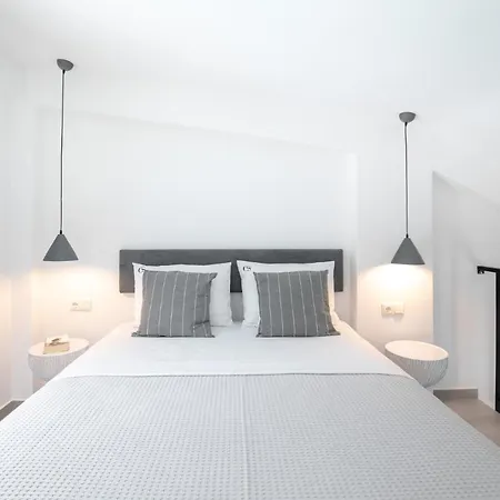 Hotel apartamentowy Cove Nea Iraklitsa