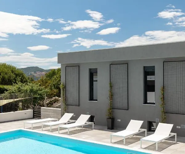 Hotel de apartamente Cove 3*